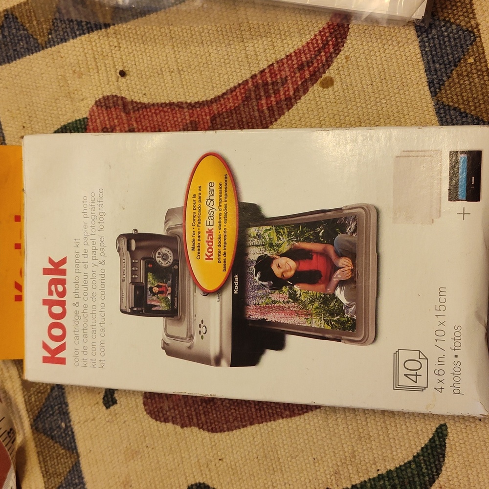 BT1- Kodak Color Cartridge & Photo Paper Kit